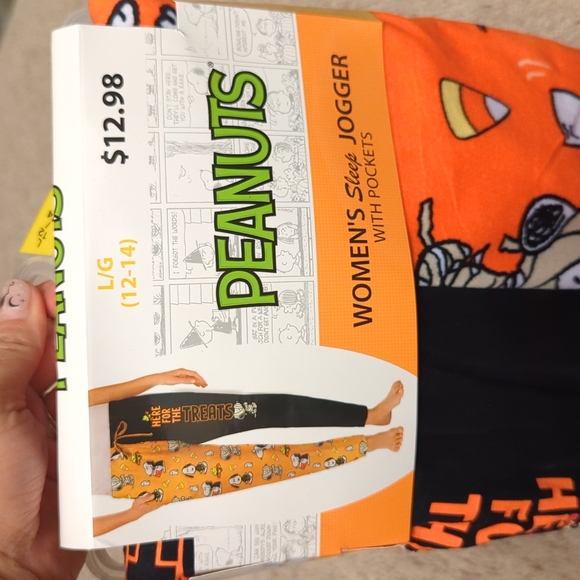 Peanuts sleepwear - Picture 6 of 6